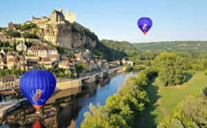 Tour de montgolfière au dessus de Sarlat